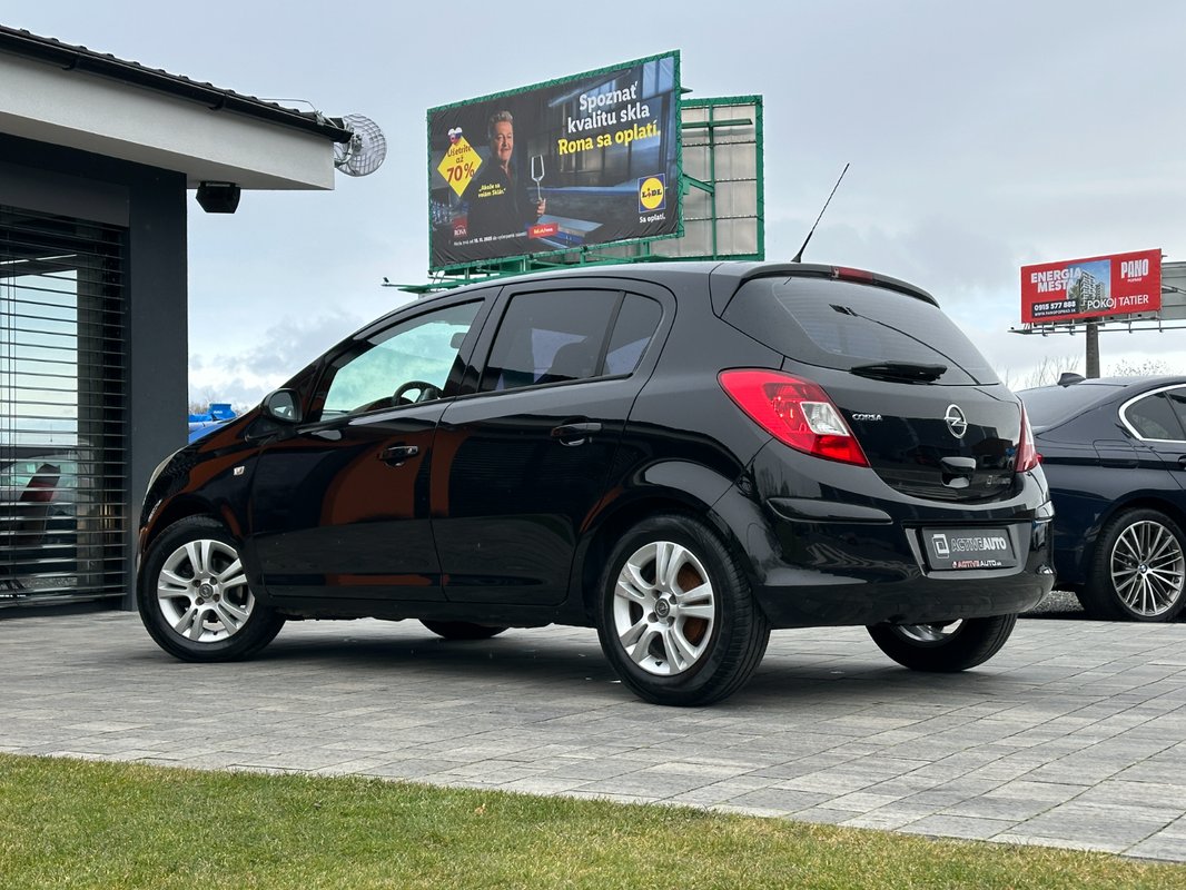 Opel Corsa 1.2i M5 - 11