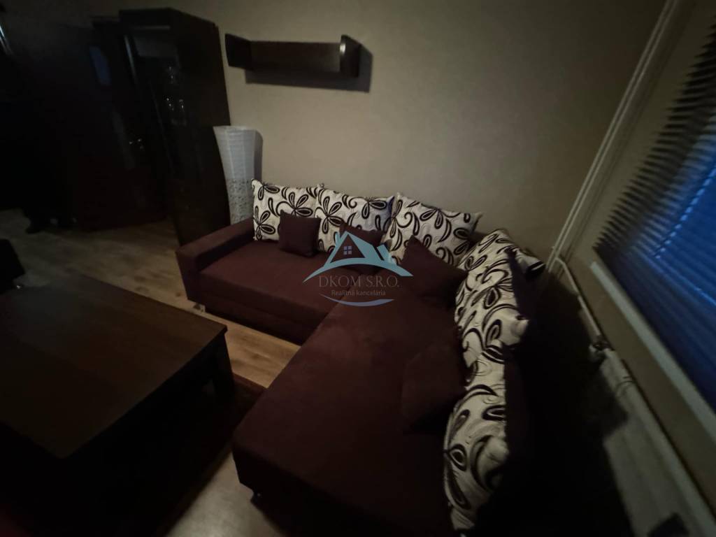 Na prenájom 2-izbový byt – Šahy, ul. Janka Kráľa - 11