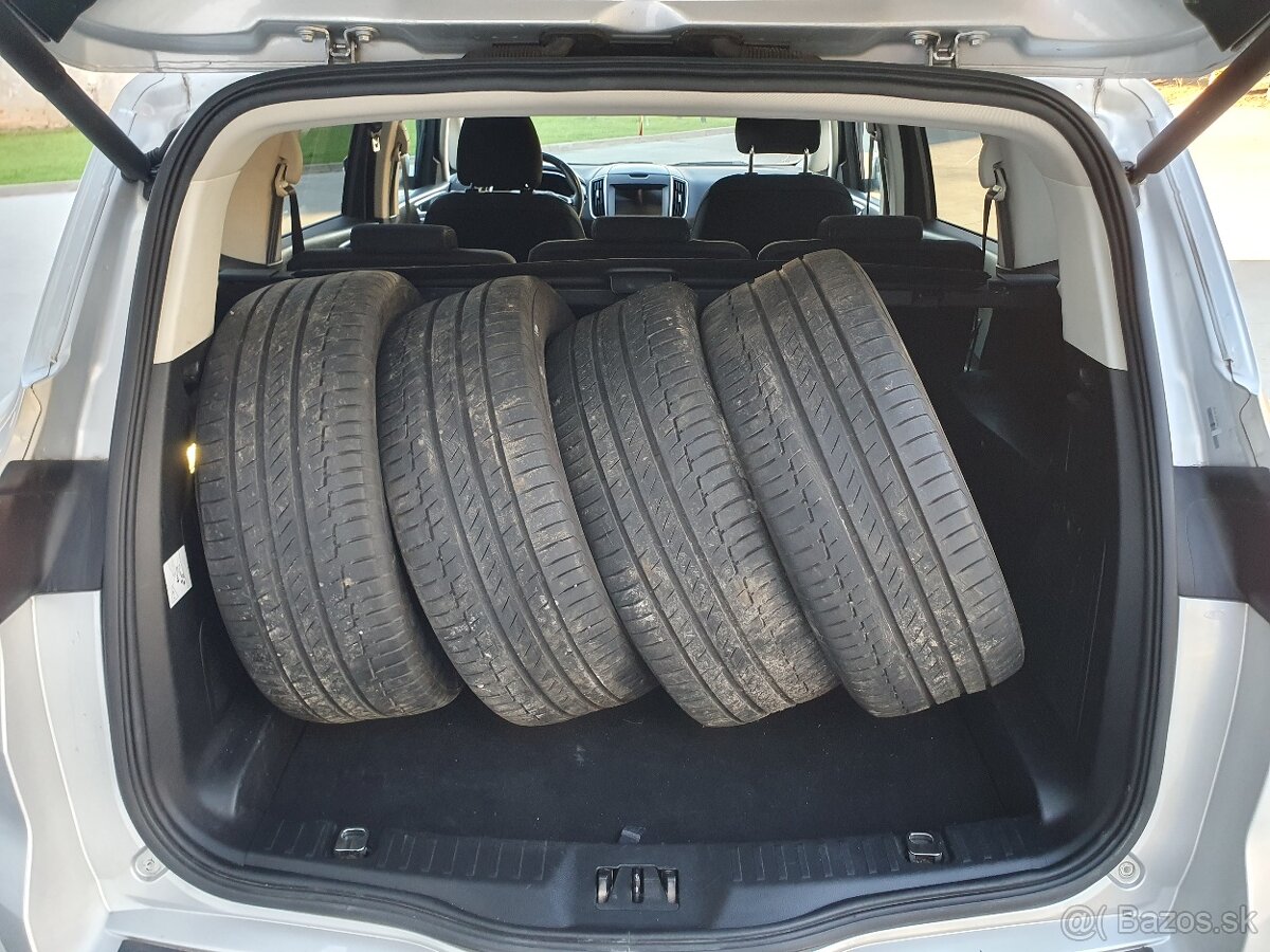 Ford S-Max 2.0 TDCi Duratorq 180 Titanium A/T - 11