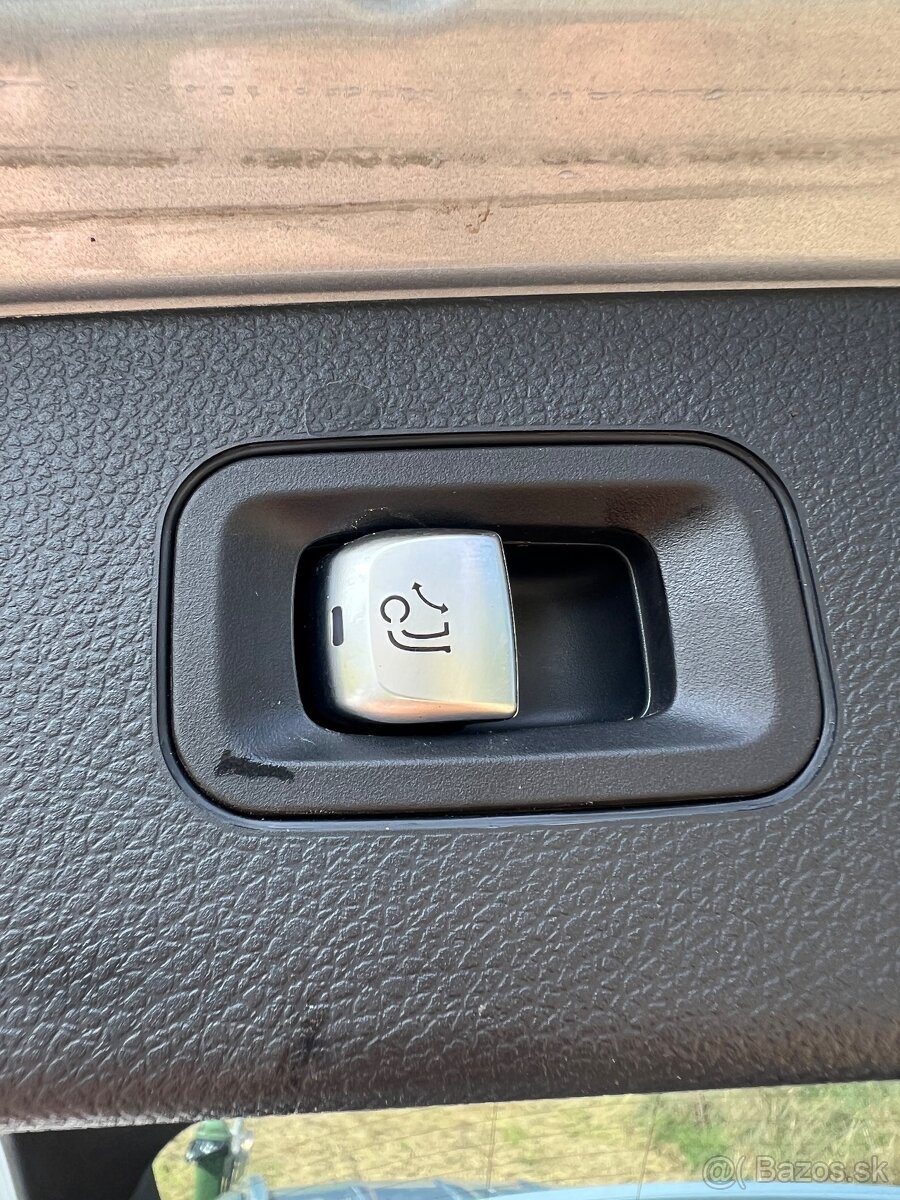 Mercedes-Benz GLC SUV 250d 4MATIC A/T - 11