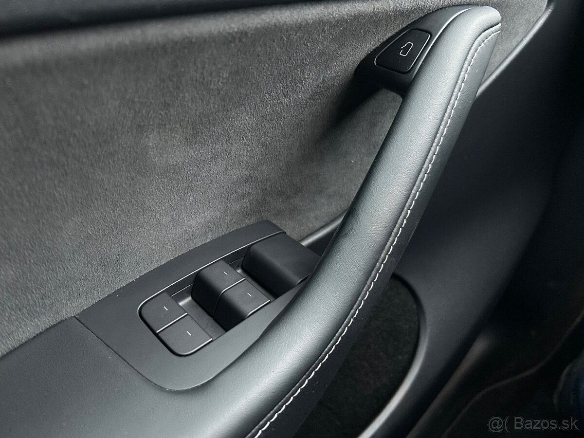 Tesla Model Y Dual Motor LongRange 75kWh 514 k pohon 4x4 - 11