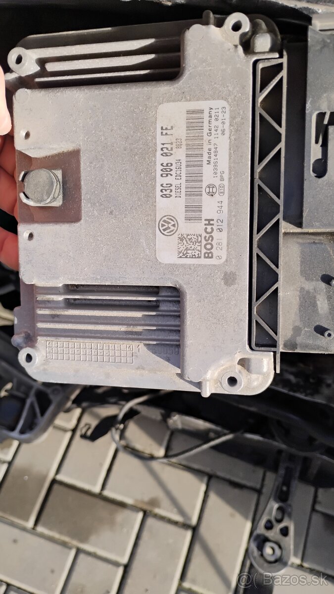 Nahradne diely touran - 11