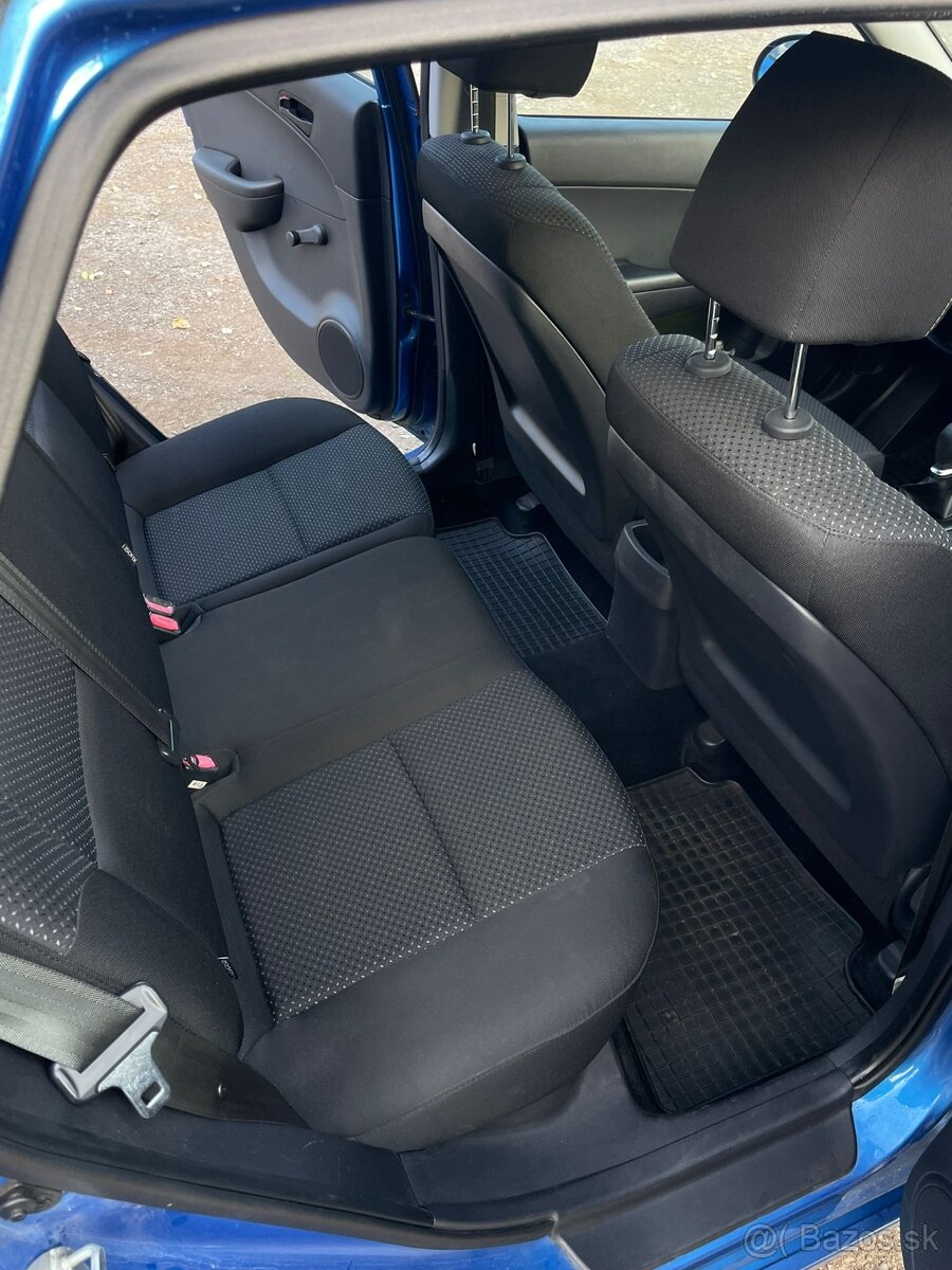 Hyundai i30, 1.4 FDH, r.v. 2011 - 11