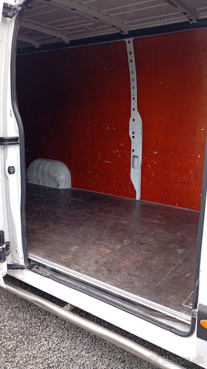 Predám 0pel Movano 2.3 DCI 74kw 2013 - 11