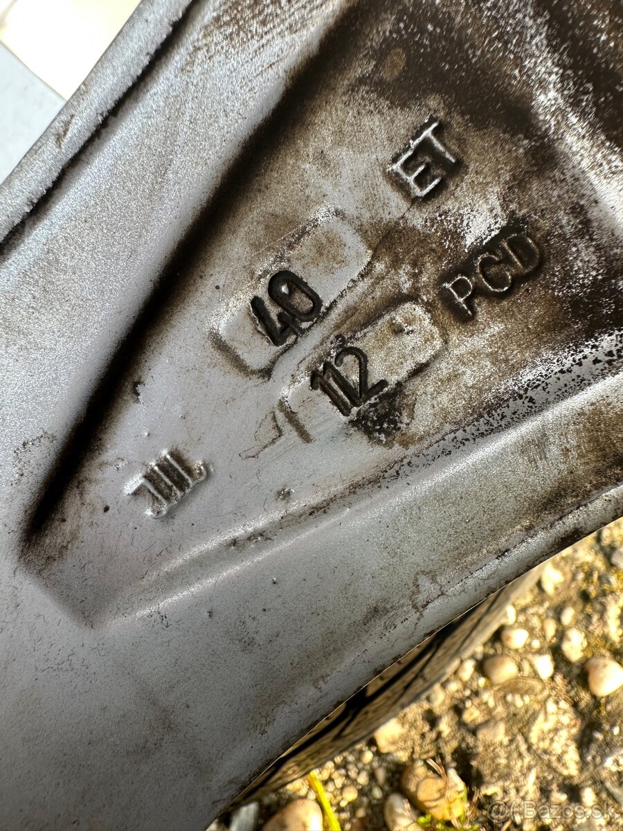 Predám zimnú sadu 5x112 225/55 r17 VW - 11