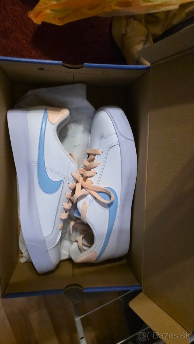 Botasky nike41ka 26.6cm - 11