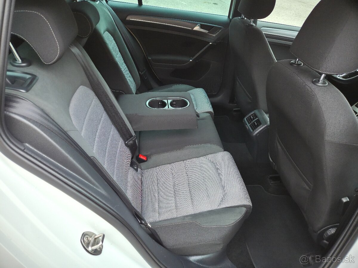 Volkswagen Golf 7 Variant 2.0 TDI R-line - 11