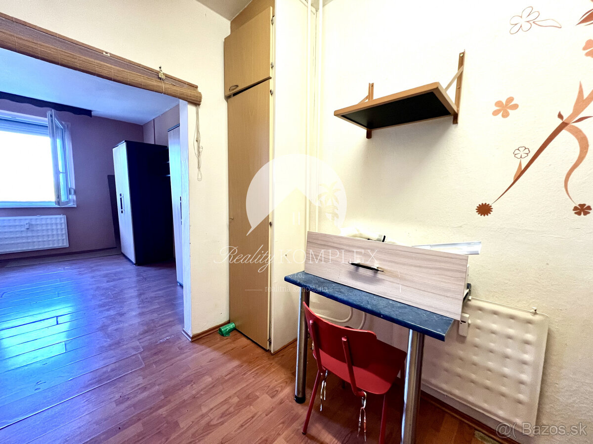 Reality KOMPLEX s.r.o. ponúka na PREDAJ 1 izbový byt v Komár - 11