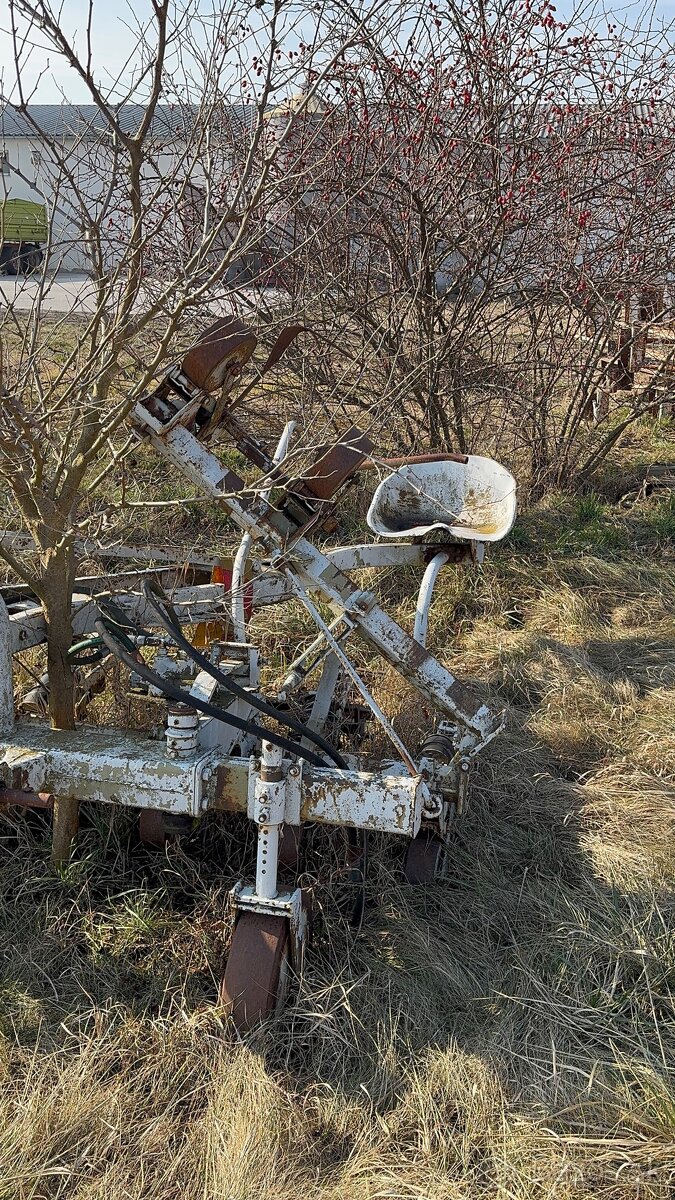 Predávam čističku obilia PETKUS gigant - 11