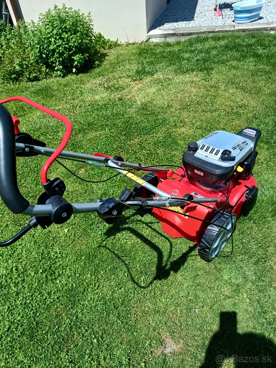 Hecht benzinová kosačka - 11