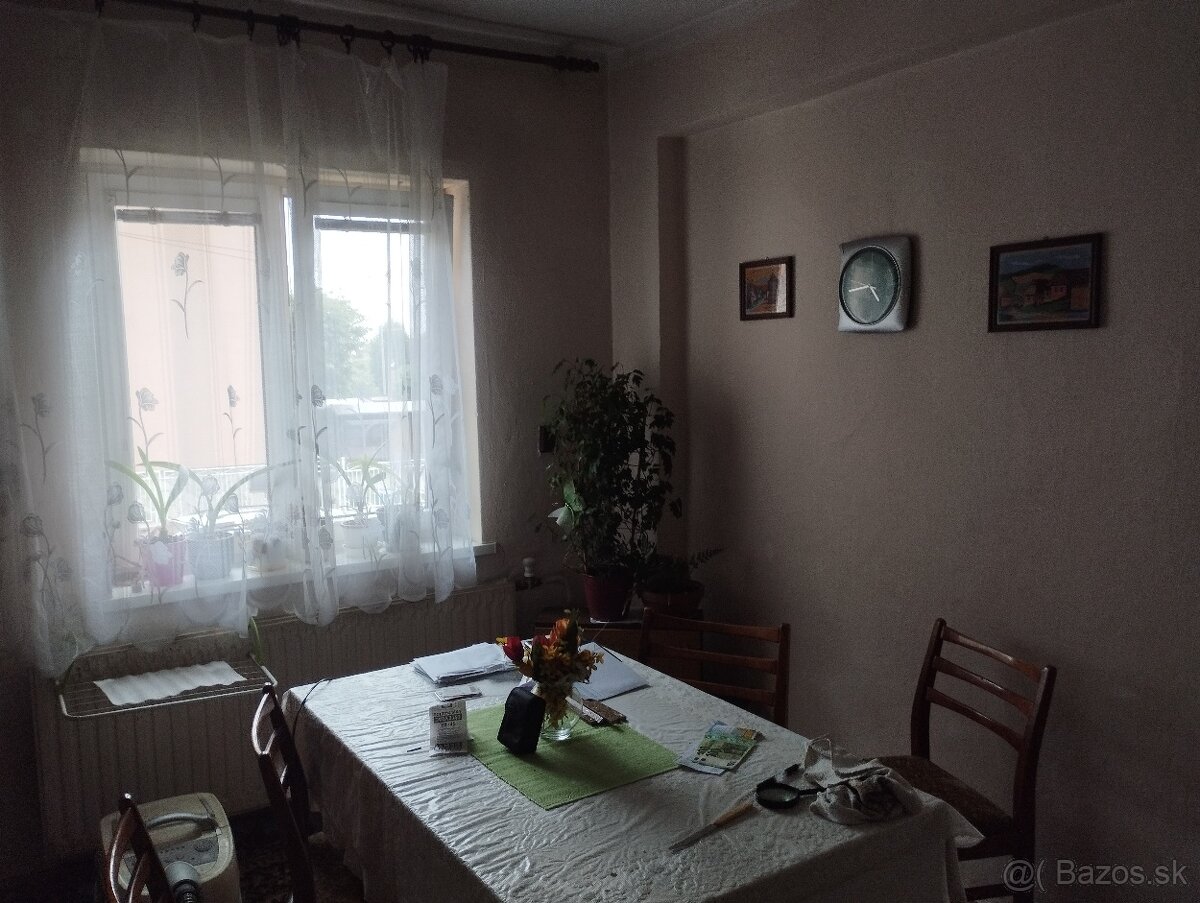 Predám rodinný dom Martin-Strane - 11