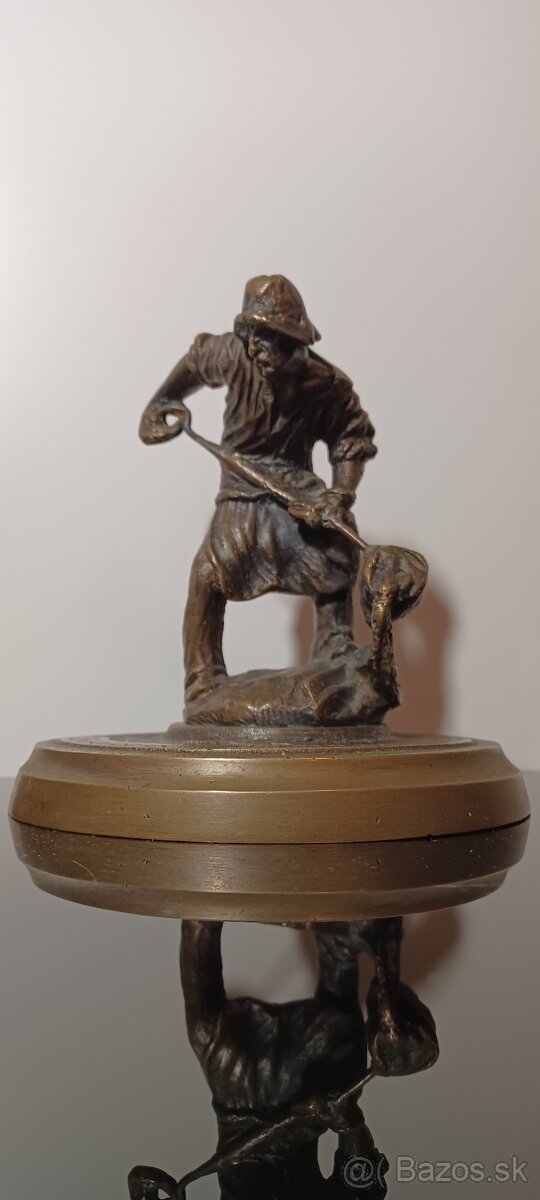 Socha zlievač bronz - 11