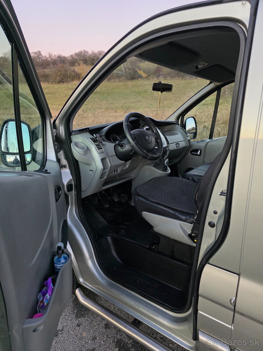 Predám Renault trafic 2.0cdi 84kw - 11