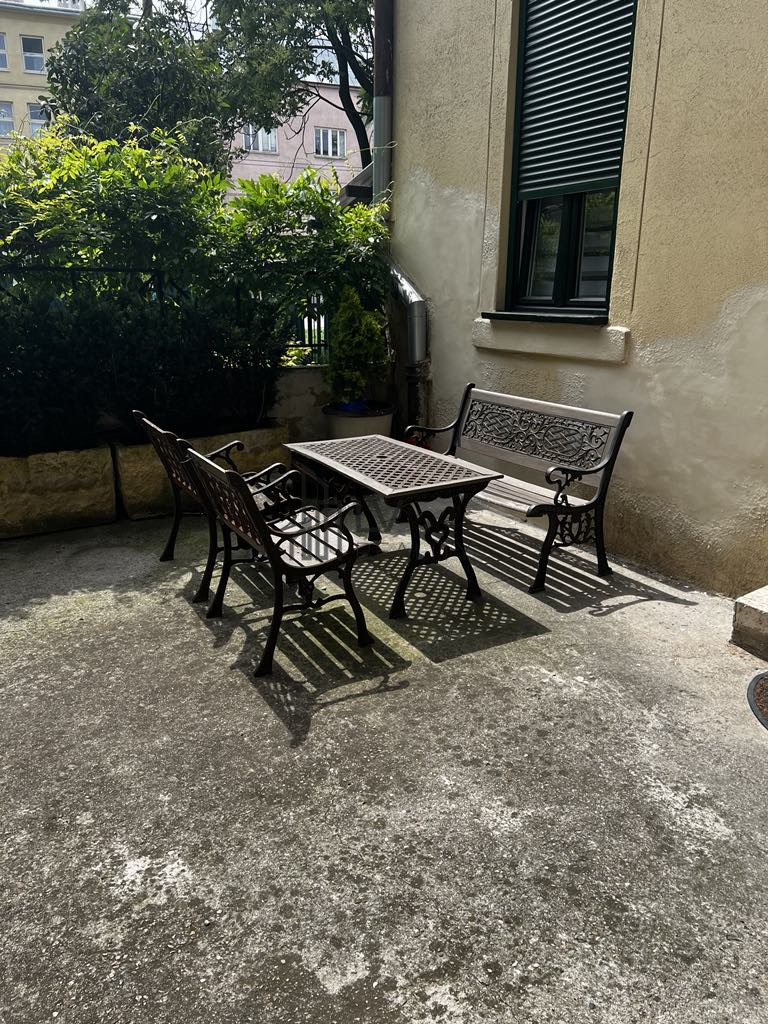 Na prenájom zariadený 2-izbový byt v centre mesta na Jesensk - 11