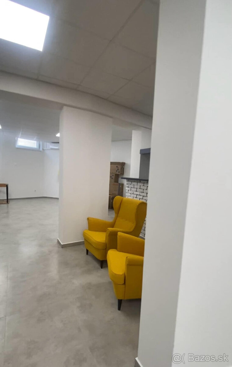 Na prenájom väčší obchodný priestor 230 m² v suteréne v širš - 11