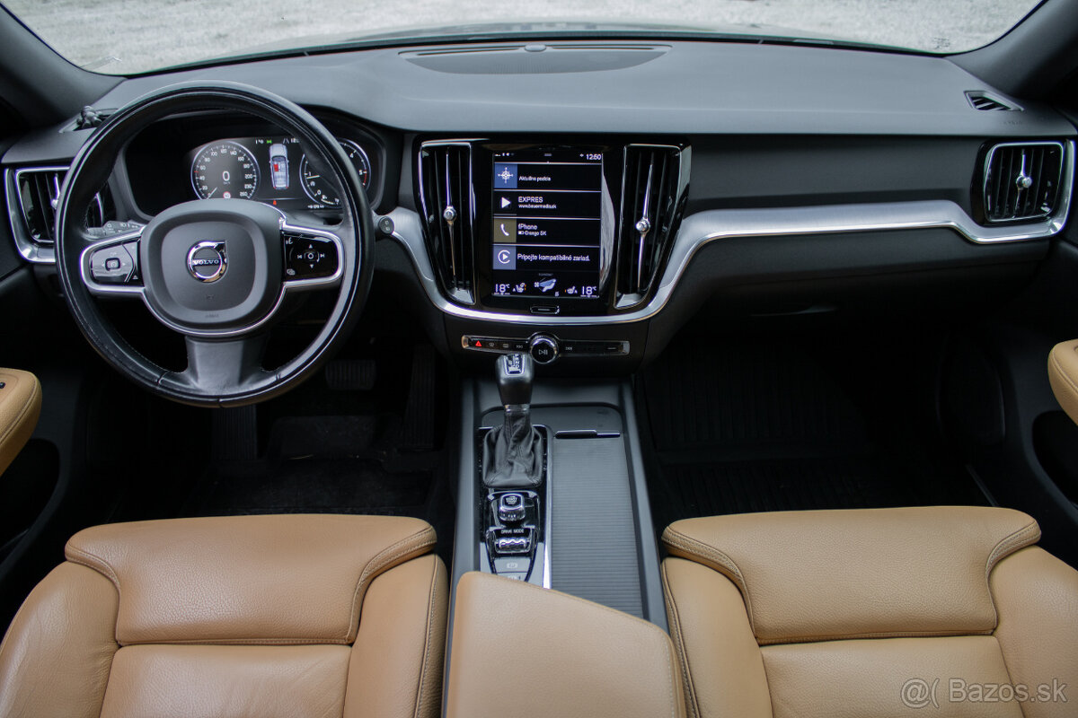 Volvo V60 D3 Momentum 110 kW A/T - 11