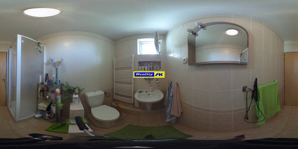 Priestranný rodinný dom v tichej lokalite Martin Priekopa - 11