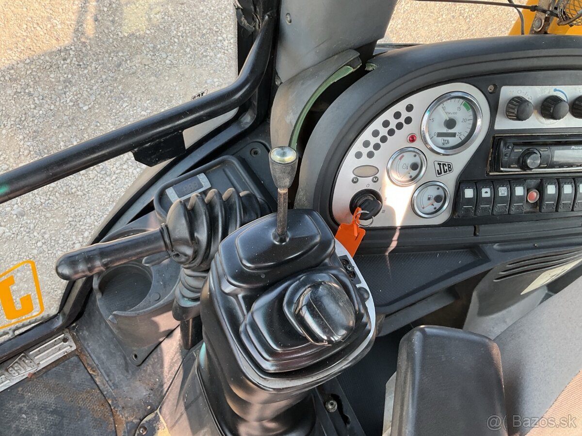 2004 JCB 4CX traktobager 4x4 - 11