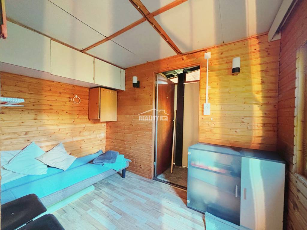 Pozemok s chatkou na predaj- Žilina, Budatín - 11