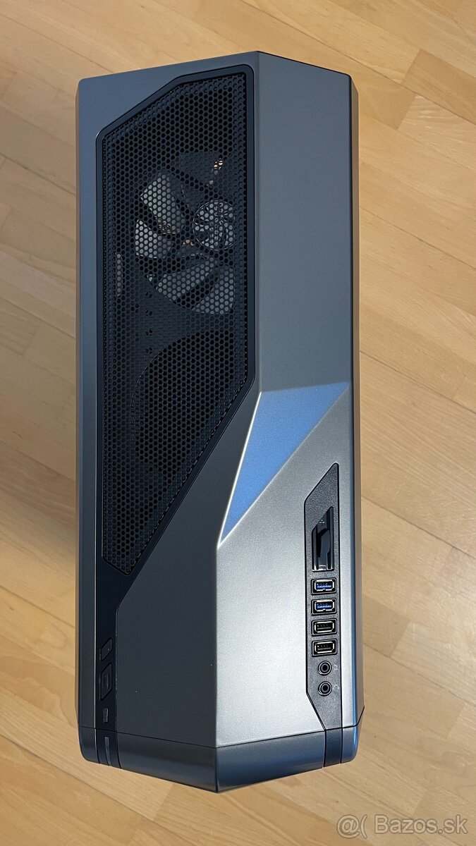 NZXT Phantom 410 - 11