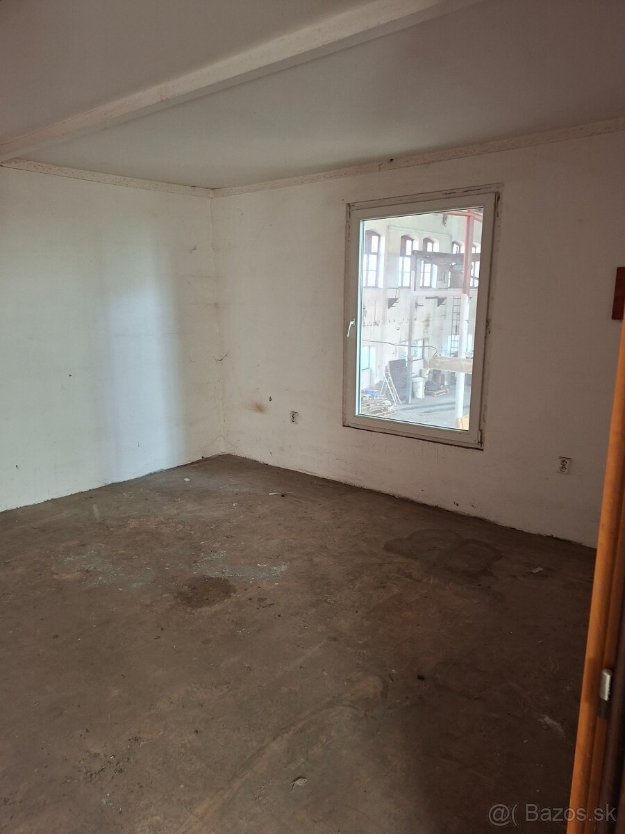 Hala - Skladové alebo výrobné priestory Nové Zámky - 11