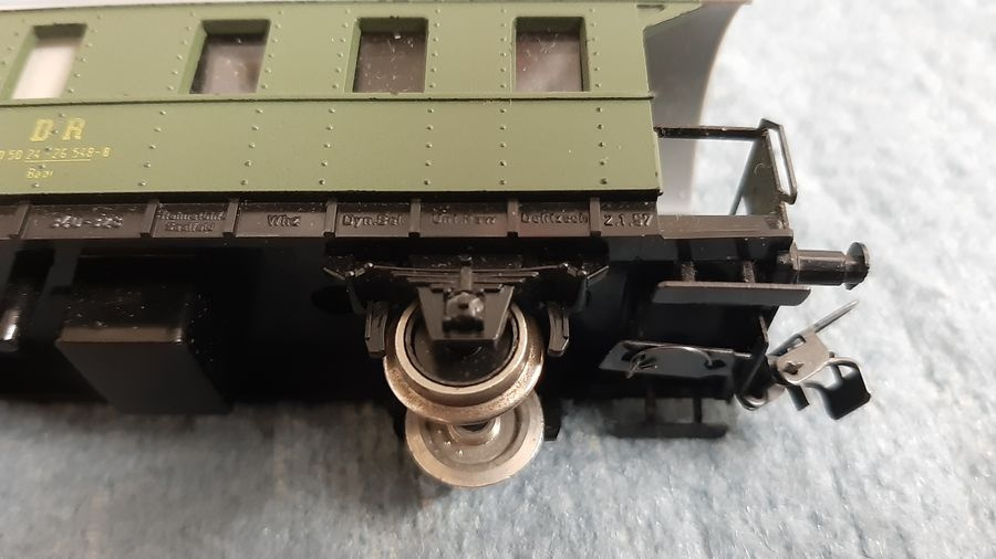 Vláčiky - dva osobné vozne H0 - 11