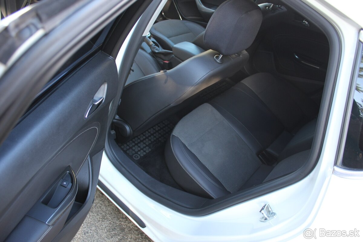 opel astra 1.4 benzín - 11