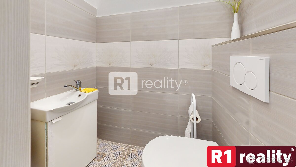 Komfortné 4 izbové bývanie s vlastným pozemkom/dvorom 229 m2 - 11