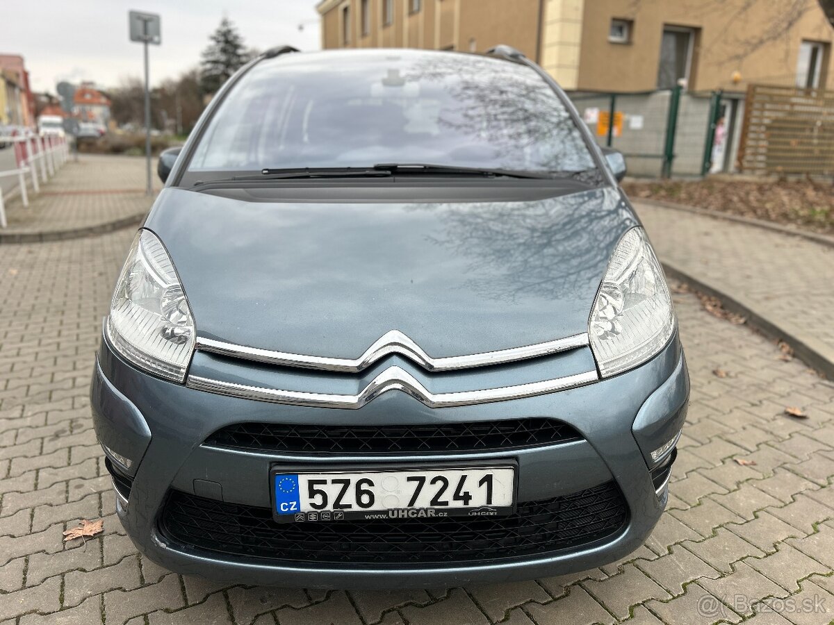Citroën C4 Picasso, 1.6e-HDi automat 7 míst, tažné - 11