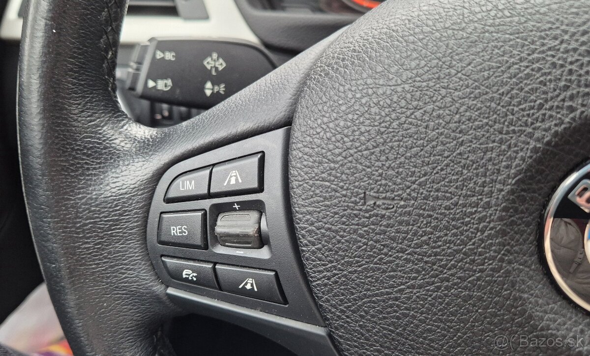 BMW 320XD Touring SR pôvod - 11