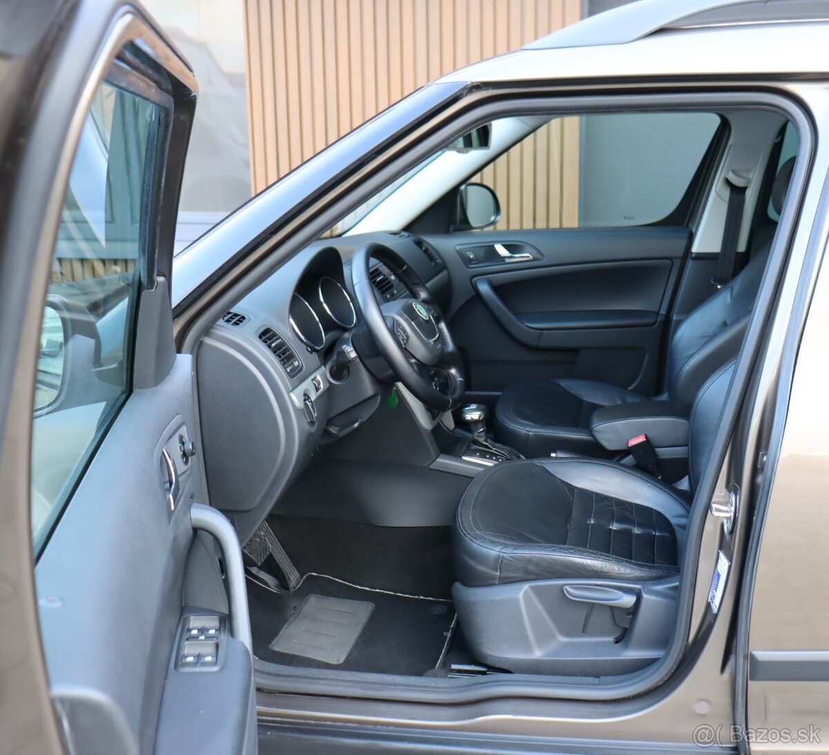 Škoda Yeti 2.0 TDI 140k 4x4 Experience DSG - 11