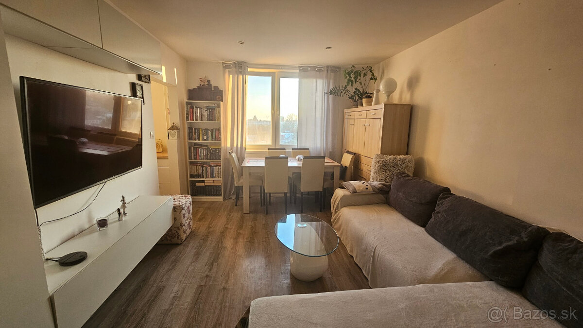 3-izb.byt v Senici - L. Novomeského s výťahom a lodžiou - 11