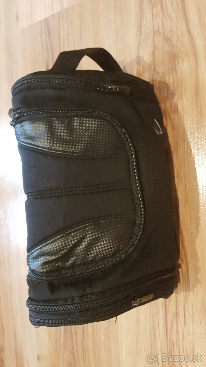 väčšia kozmetická taška/taštička zn Nike - 11