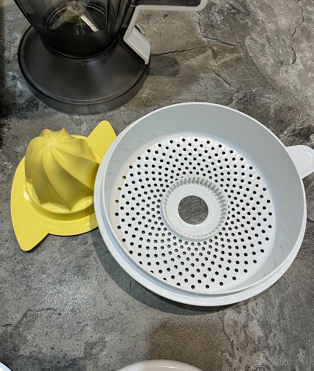 Kuchynský robot Bosch MCM4100 800W - 11