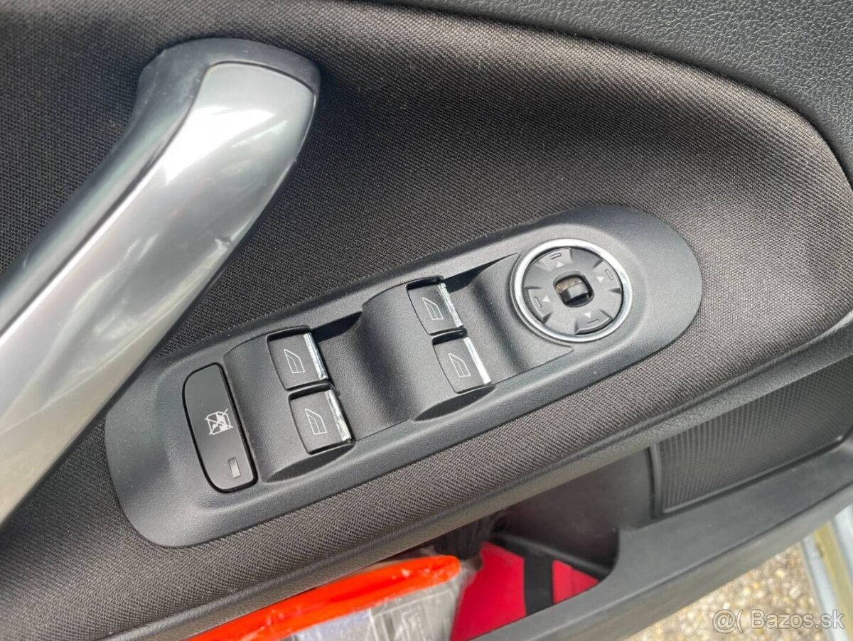 Ford Mondeo Combi 1.8 TDCI - 11