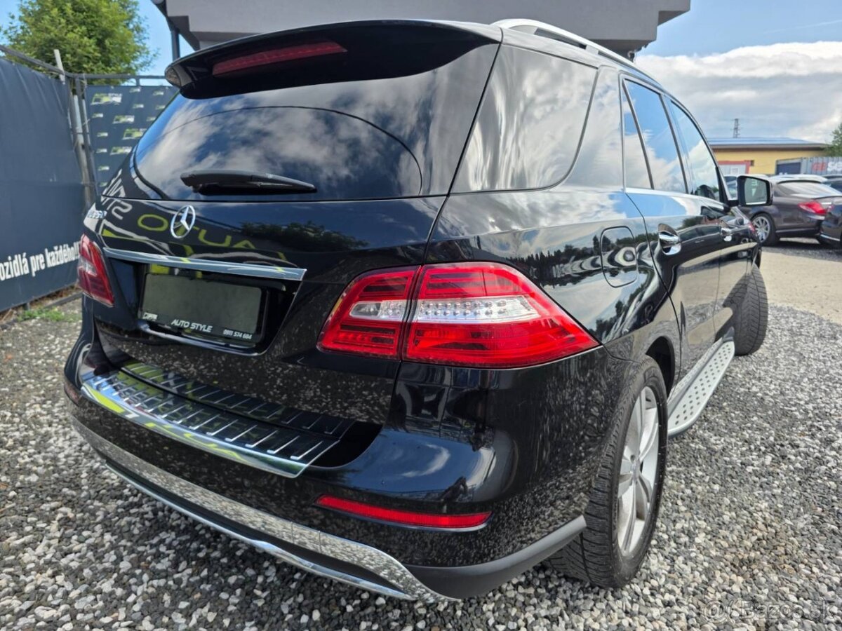Mercedes-Benz ML - 11