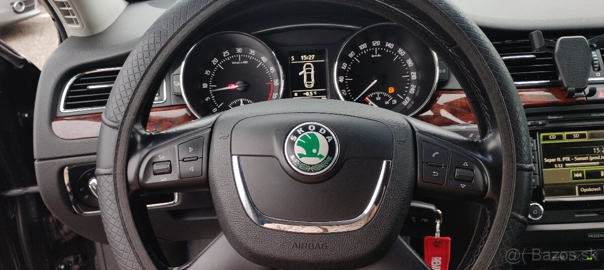 Predám Škoda Superb 2.0 TDI 103kw rok 2012 - 11