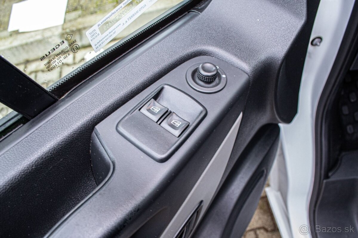 Renault Trafic 1.6 dCi 107kW 9-miest - 11