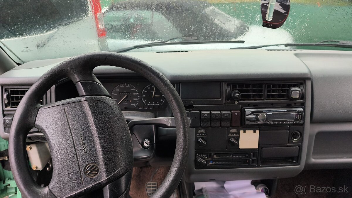 Volkswagen Caravelle T4 - 11