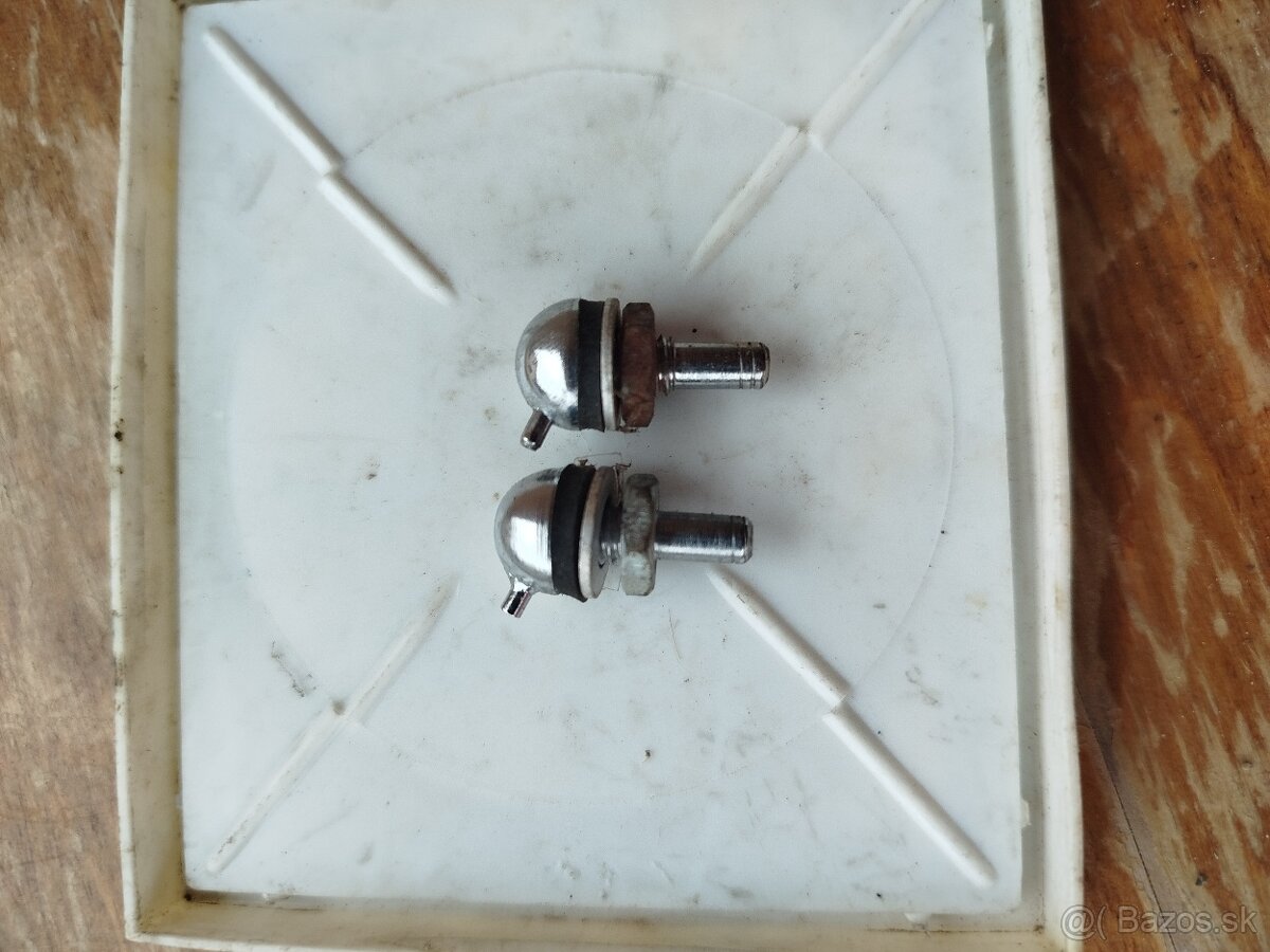 Škoda 1000mb dielu vodná pumpa - 11