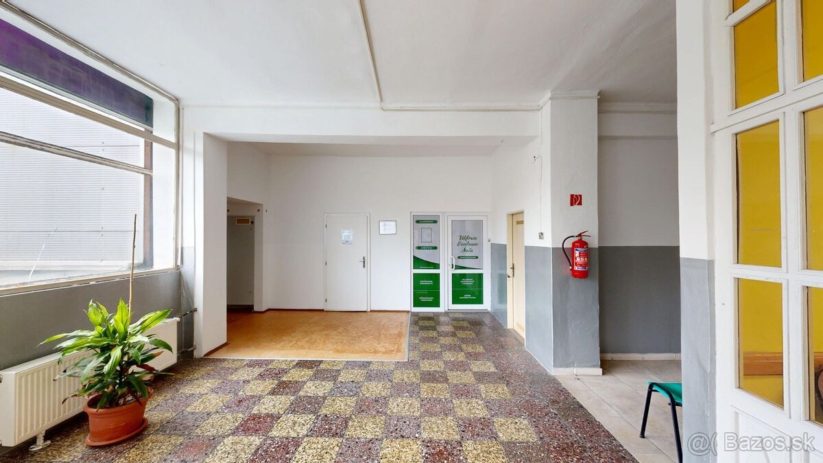 PINK Reality - Prenájom kancelárií – administratívne priesto - 11