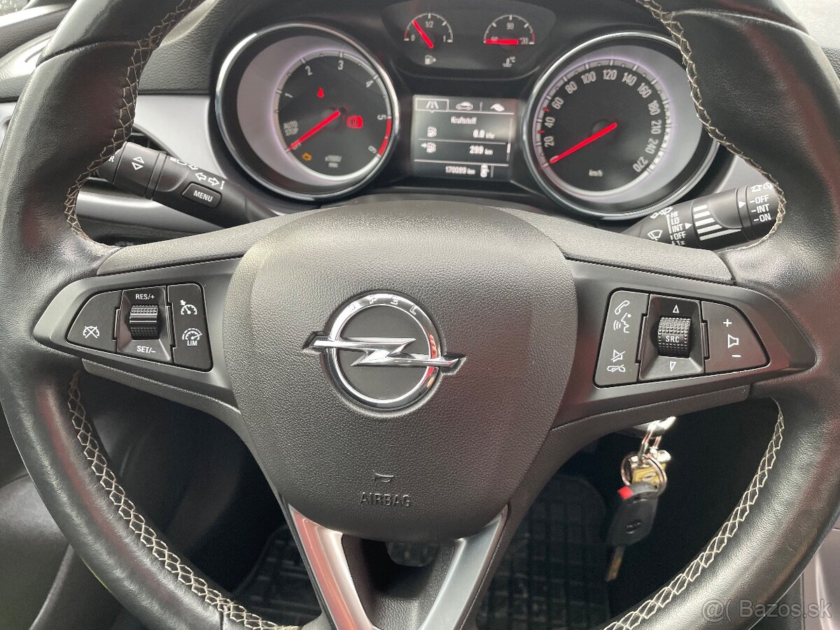 Opel Astra Sport Tourer ST 1.6 CDTI Start/Stop - 11