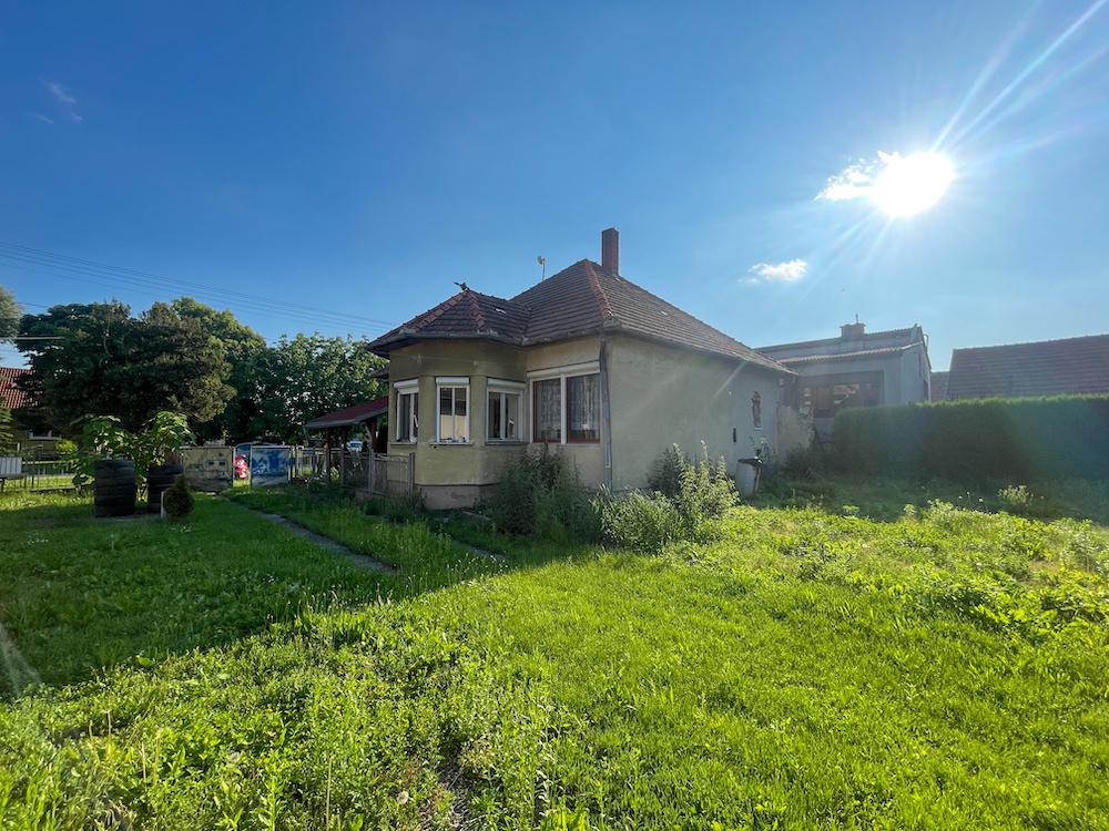 Dom s investičným pozemkom na predaj, Lúčnica nad Žitavou - 11