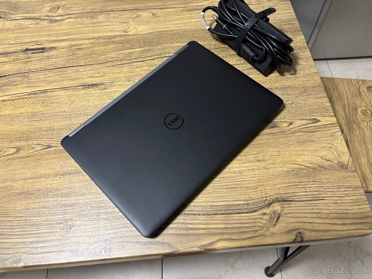 Dell/Notebook/i5-6300/8GB RAM DDR4/256GB NVMe SSD/Intel HD - 11