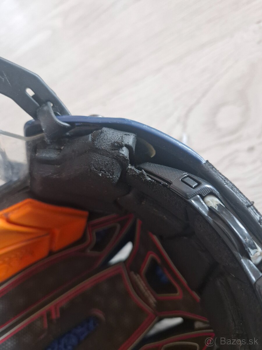 Prilba na hokej CCM veľ. S - 11