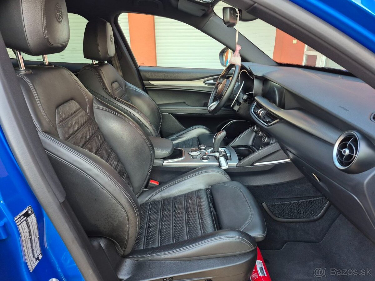 Alfa Romeo Stelvio 2.2 JTDM Veloce Q4 - 11