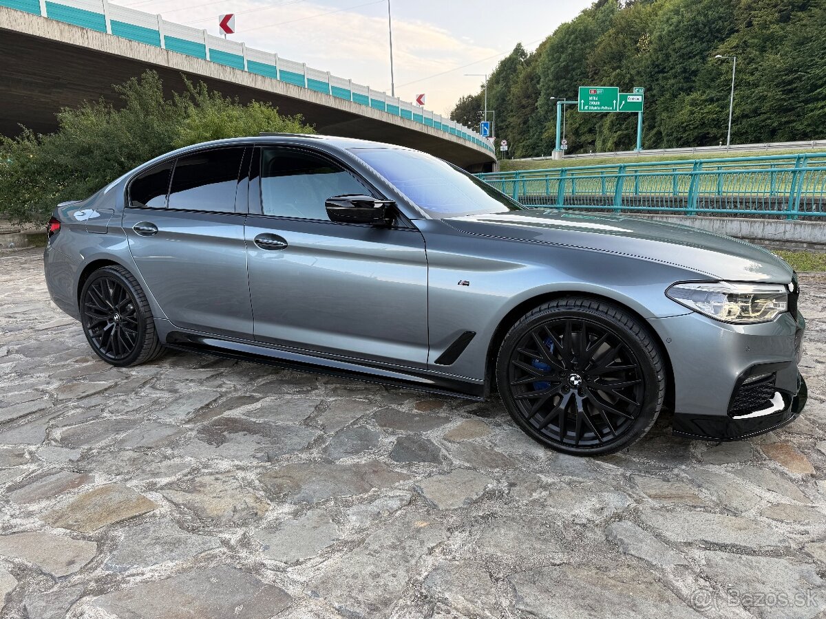 BMW 540i xDrive G30 M-Packet Performance - 11