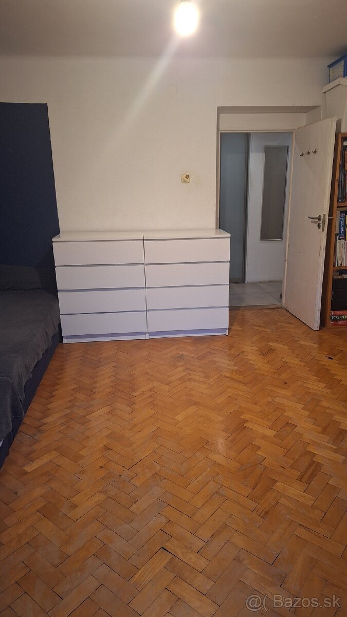 Predám 3 izbový byt - 11