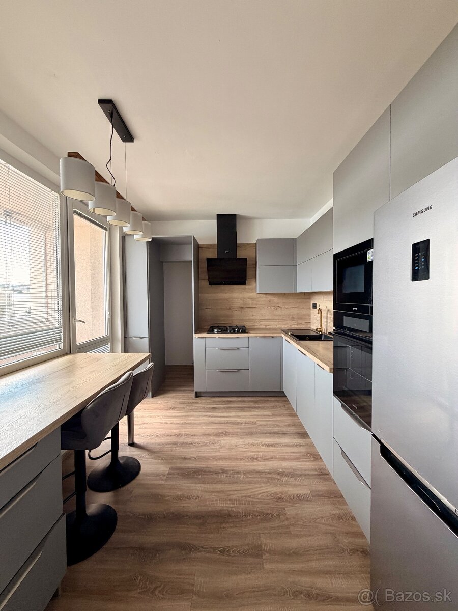 3 izbový byt po rekonštrukcii SNP - 11