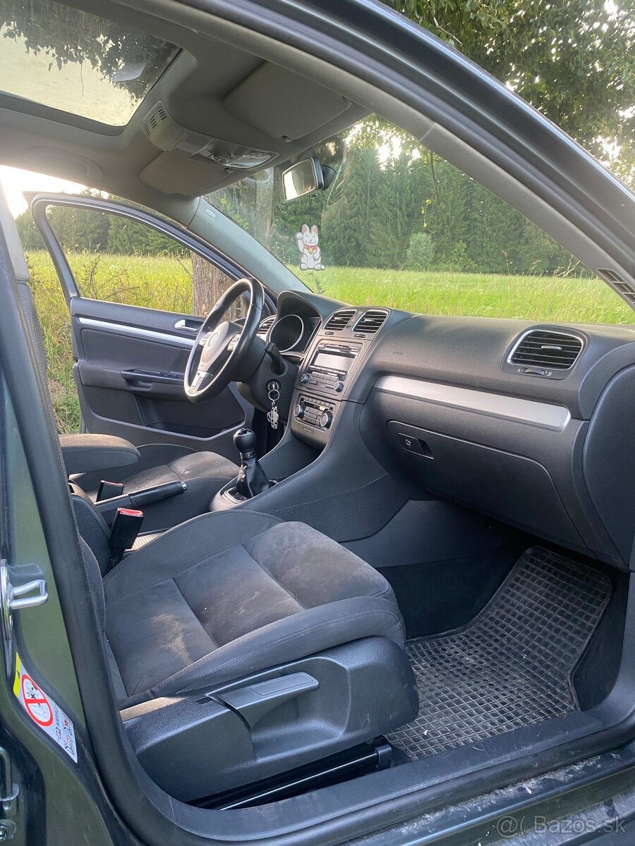 Volkswagen Golf VI 2.0TDI Variant Panoráma,Bi-LED - 11